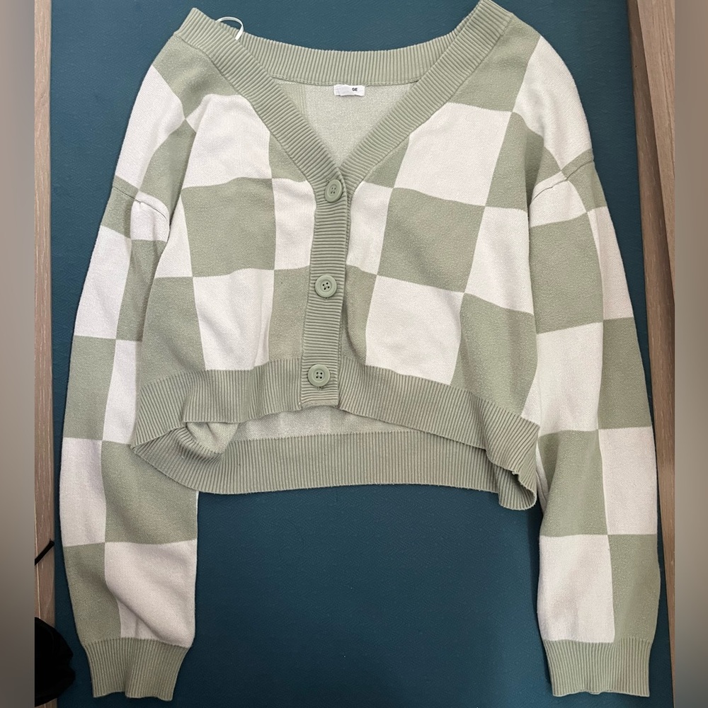 GARAGE brand new checkered sweater cardigan